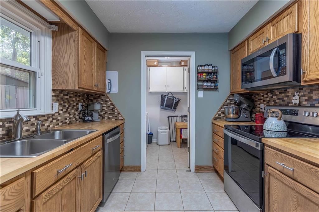 11 Lee Road 509