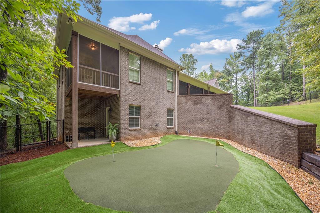 1456 Lee Road 2204