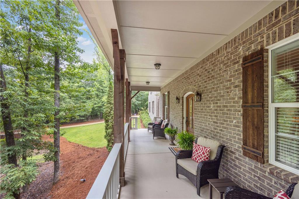 1456 Lee Road 2204