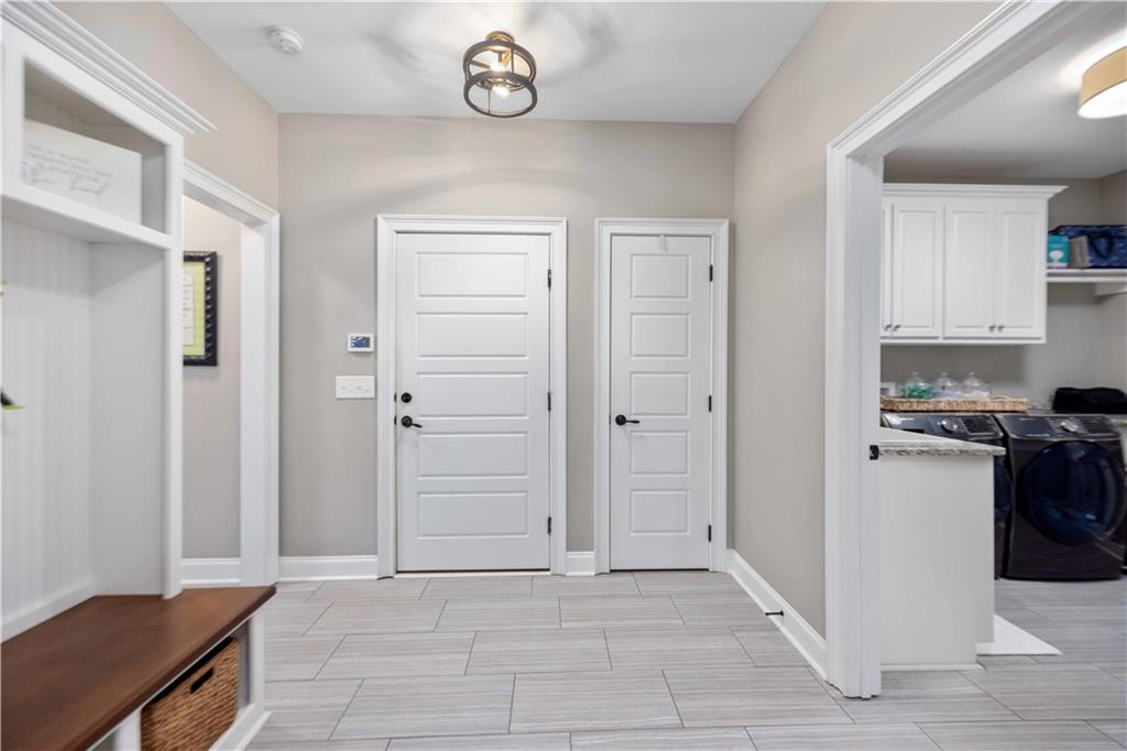 1456 Lee Road 2204