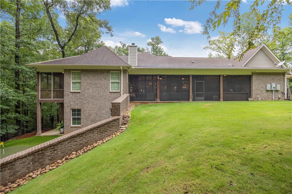 1456 Lee Road 2204