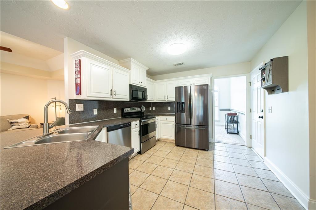 265 Lee Road 2105