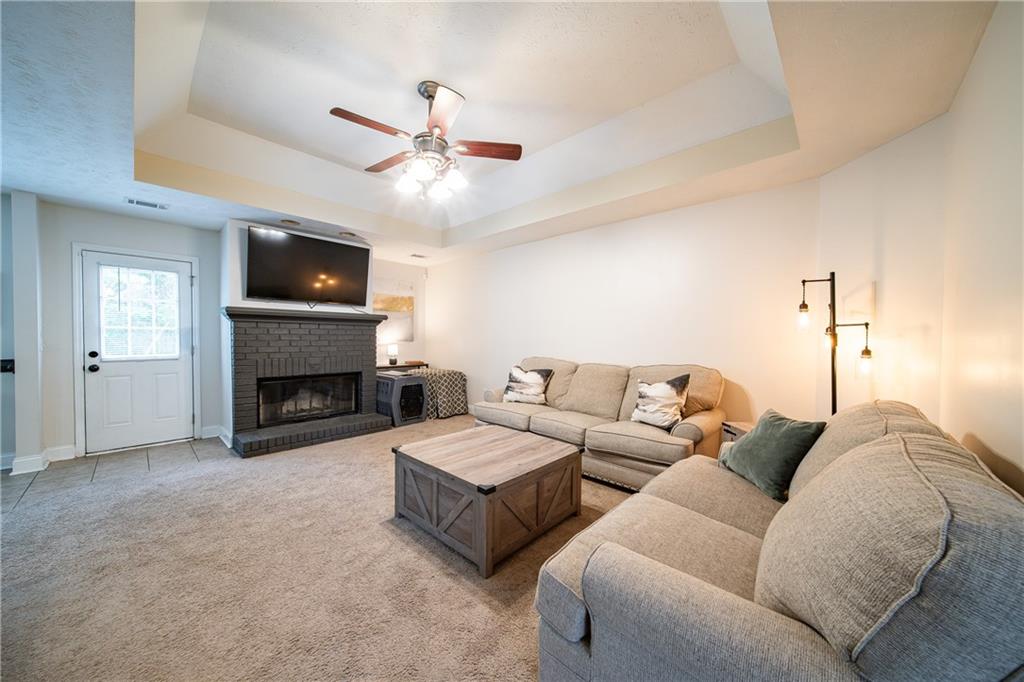 265 Lee Road 2105