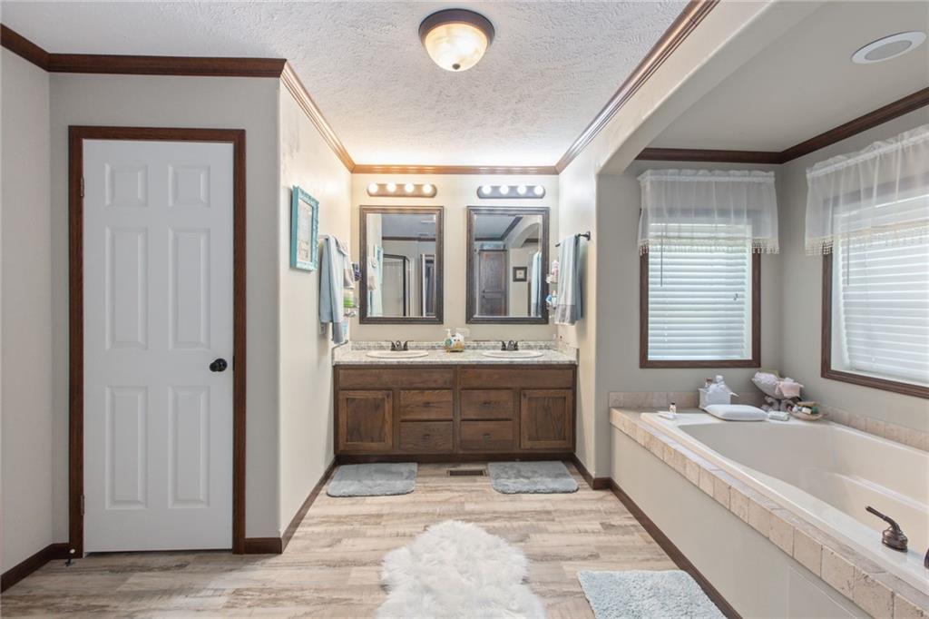 1390 County Road 500