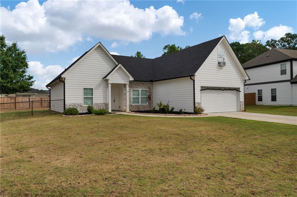 3 Trafford Trail