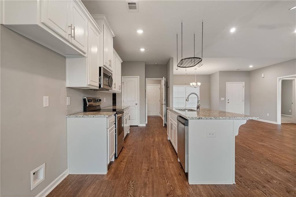 3 Trafford Trail