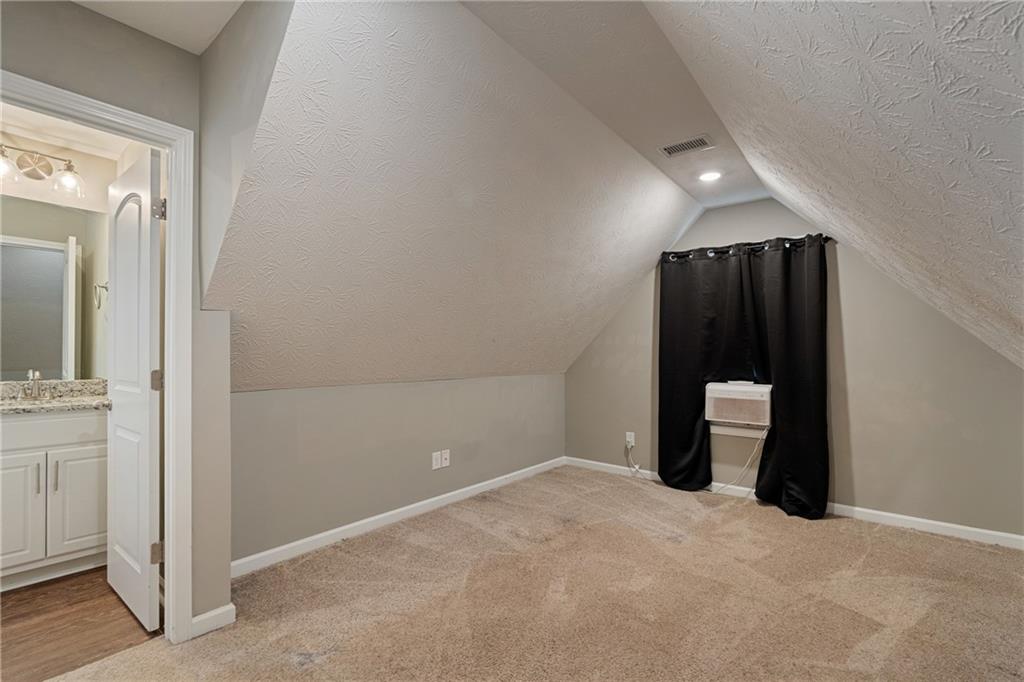 3 Trafford Trail