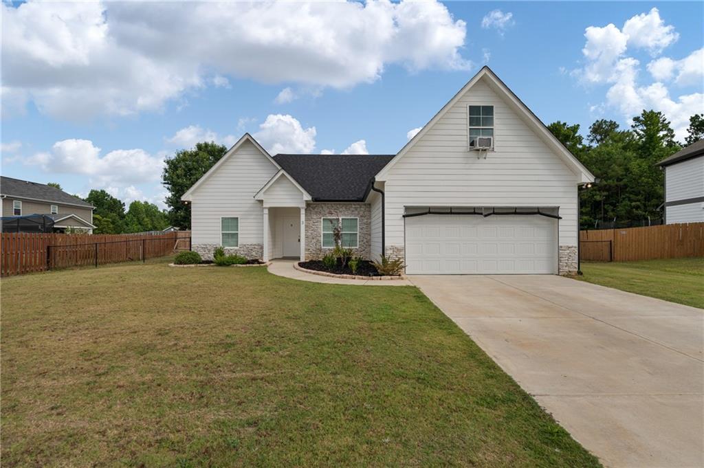 3 Trafford Trail