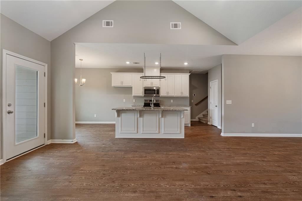 3 Trafford Trail