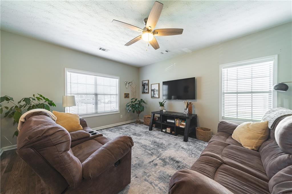 20 Mill Pond Court