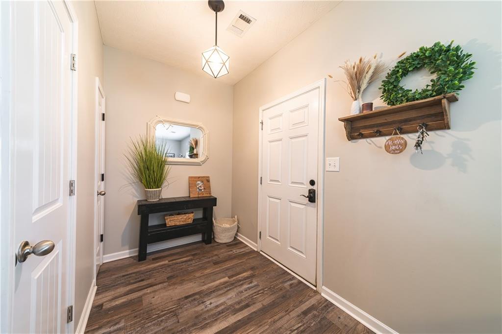 20 Mill Pond Court