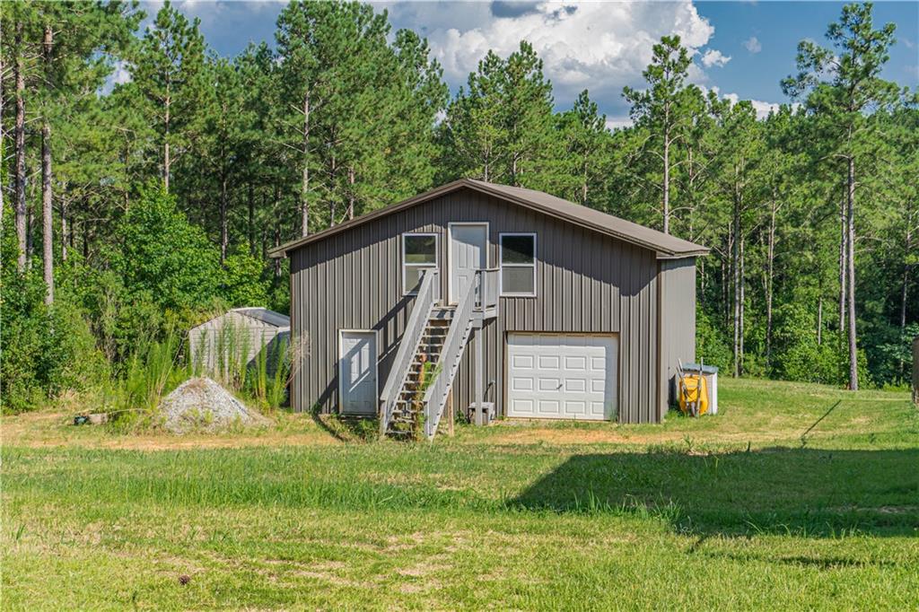 2306 Lee Road 330