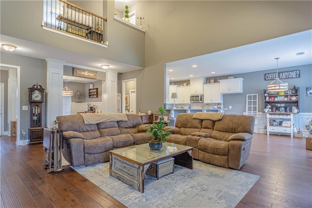 2306 Lee Road 330