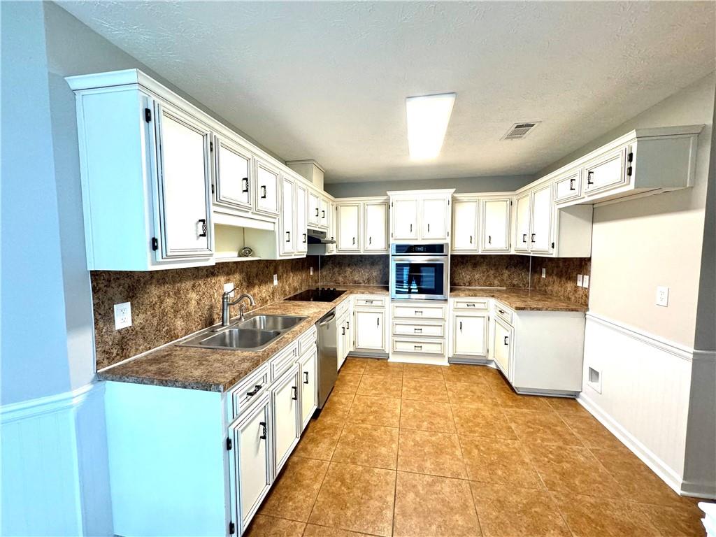 3304 Carrington Place