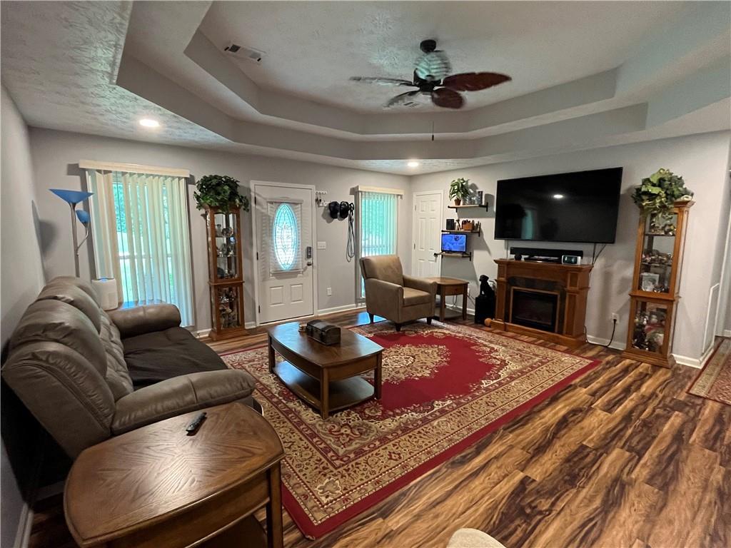 11 Lee Road 509