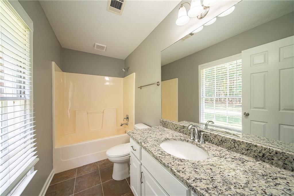 1245 Lee Road 197