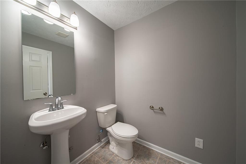 1245 Lee Road 197