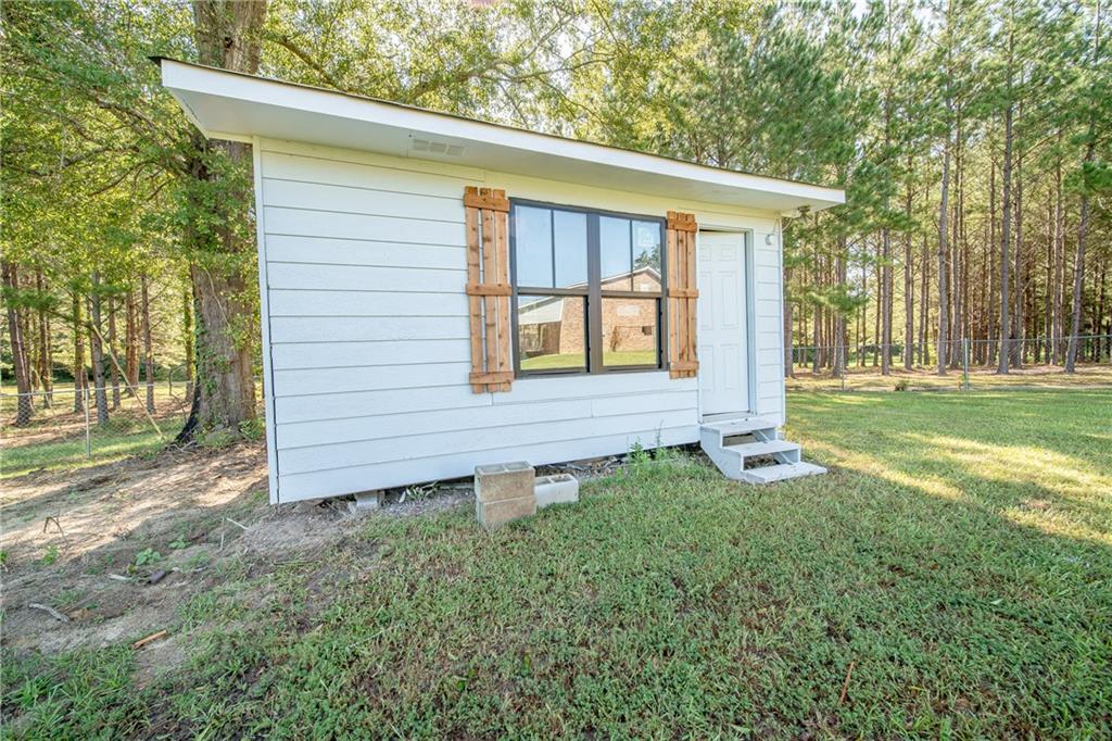 1245 Lee Road 197