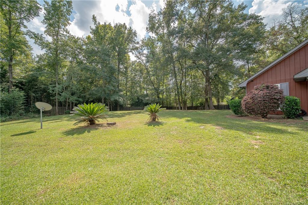 195 Lee Road 2158