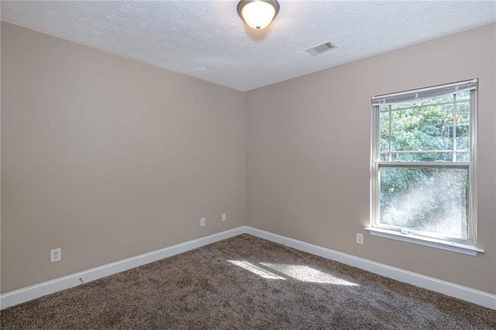 517 Lee Road 2170