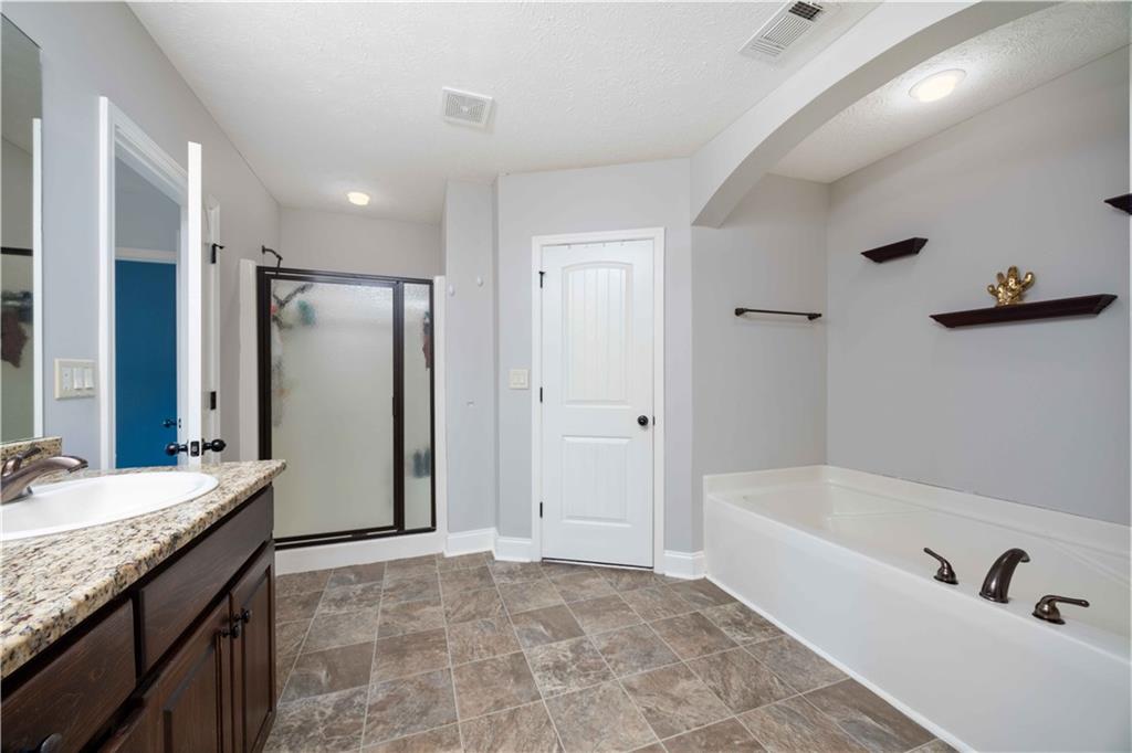14 Winter Hawk Drive