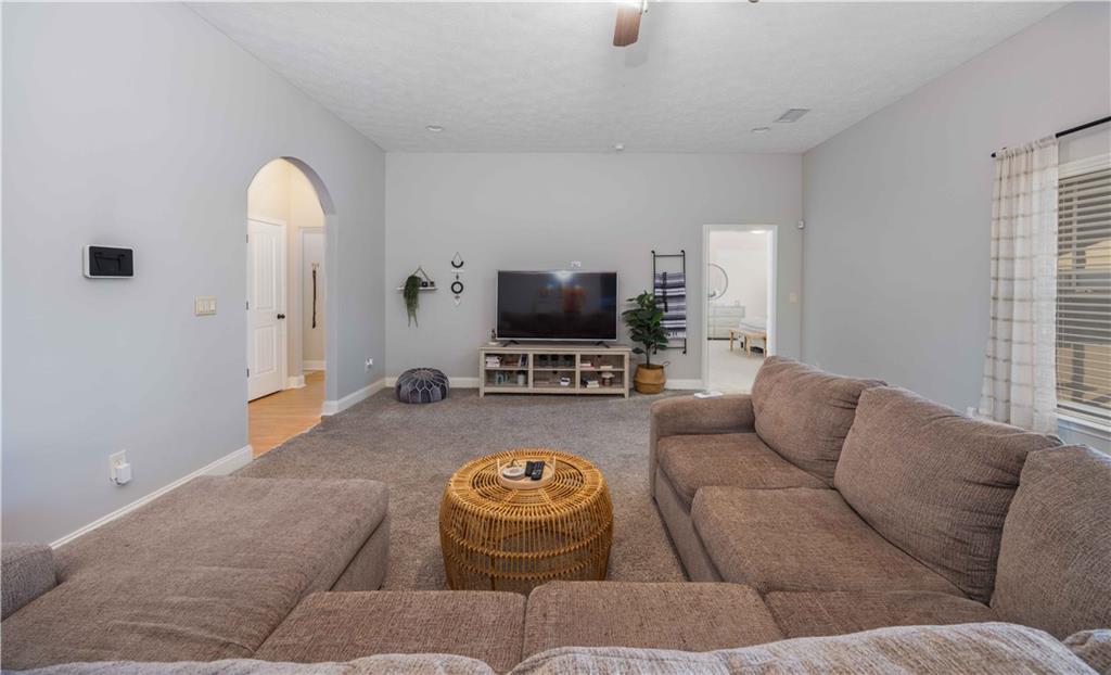 14 Winter Hawk Drive