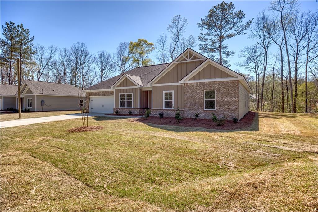 204 Lee Rd 2037 Road