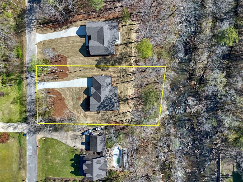 204 Lee Rd 2037 Road