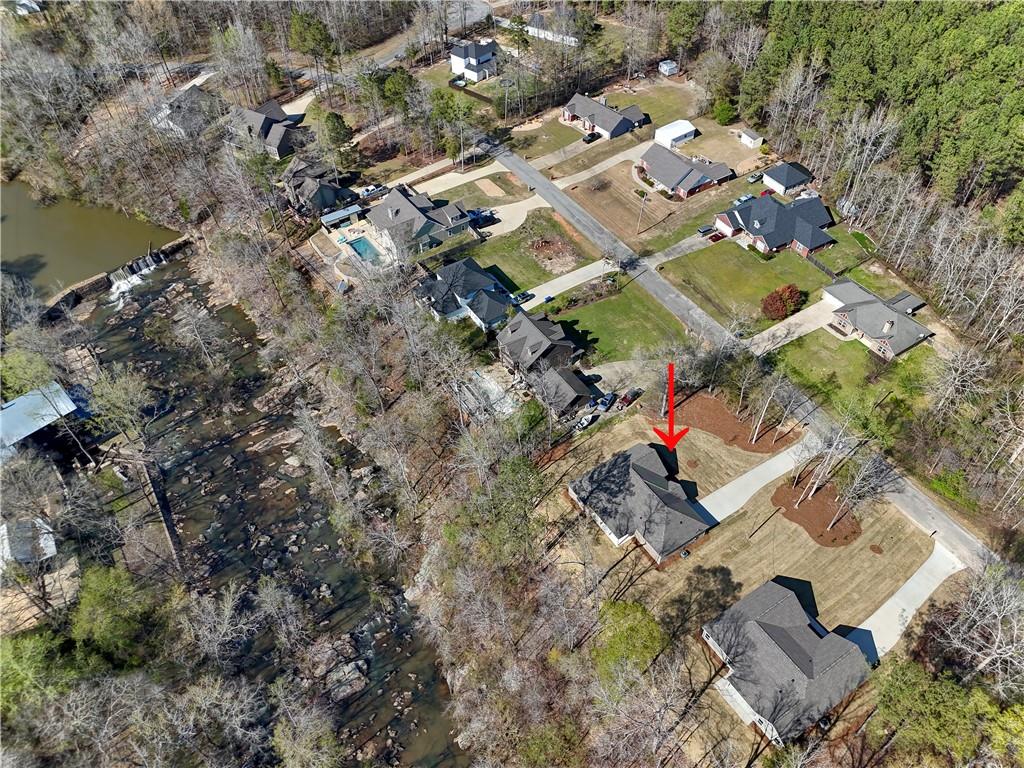 204 Lee Rd 2037 Road
