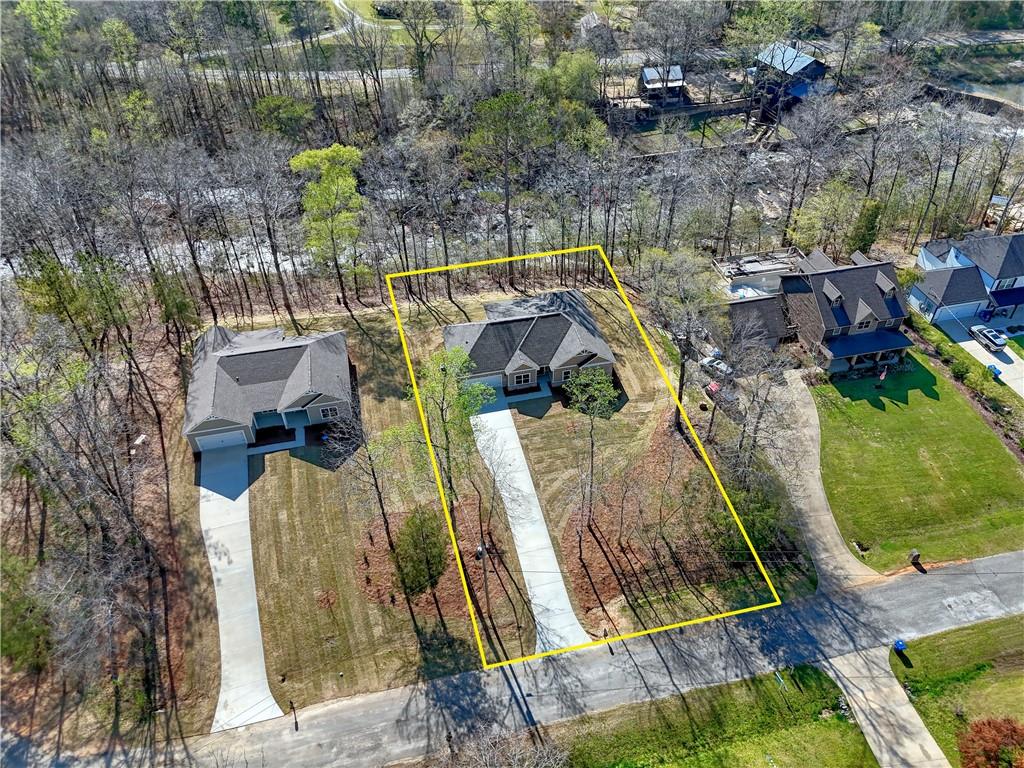 204 Lee Rd 2037 Road