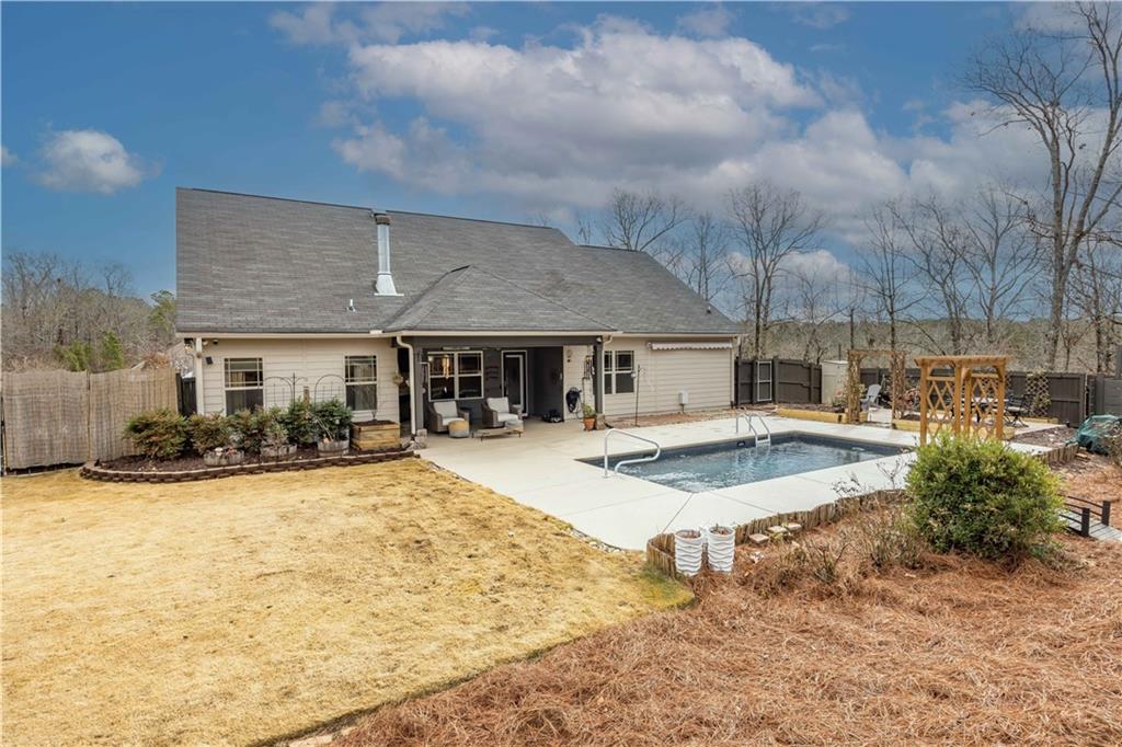 204 Autumn Way