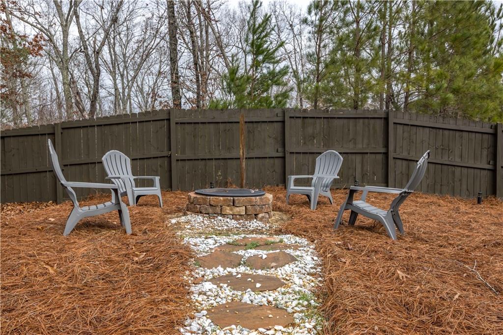 204 Autumn Way
