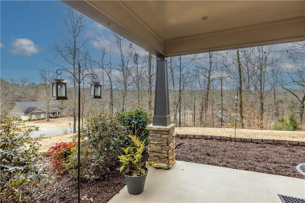 204 Autumn Way