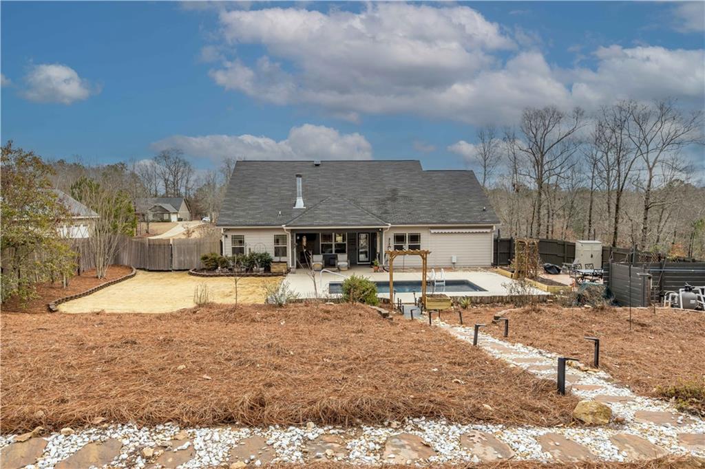 204 Autumn Way