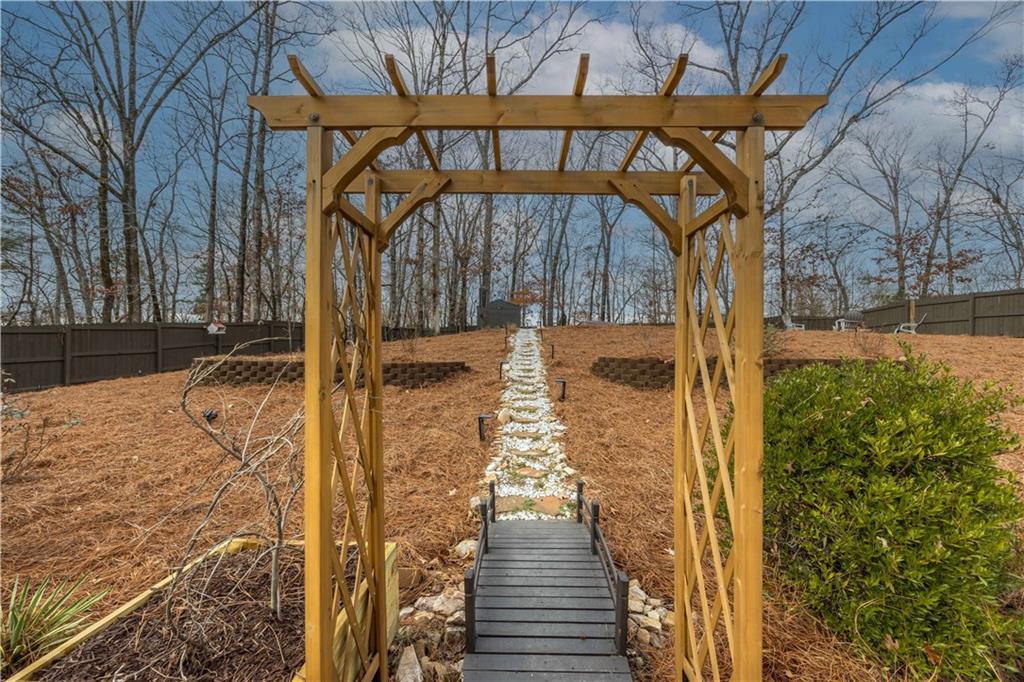 204 Autumn Way