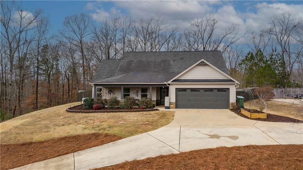 204 Autumn Way