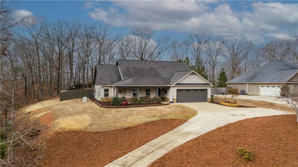 204 Autumn Way