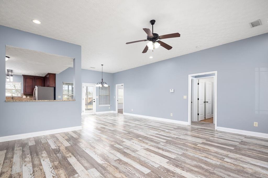9 Farmboy Court