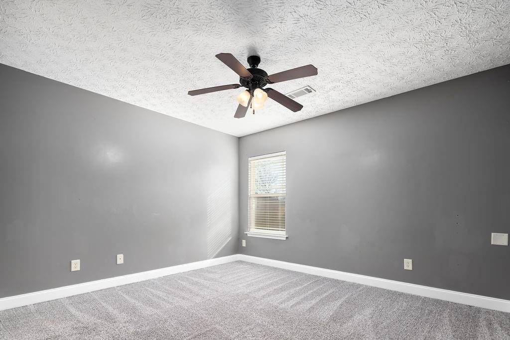 9 Farmboy Court