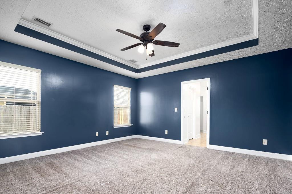 9 Farmboy Court