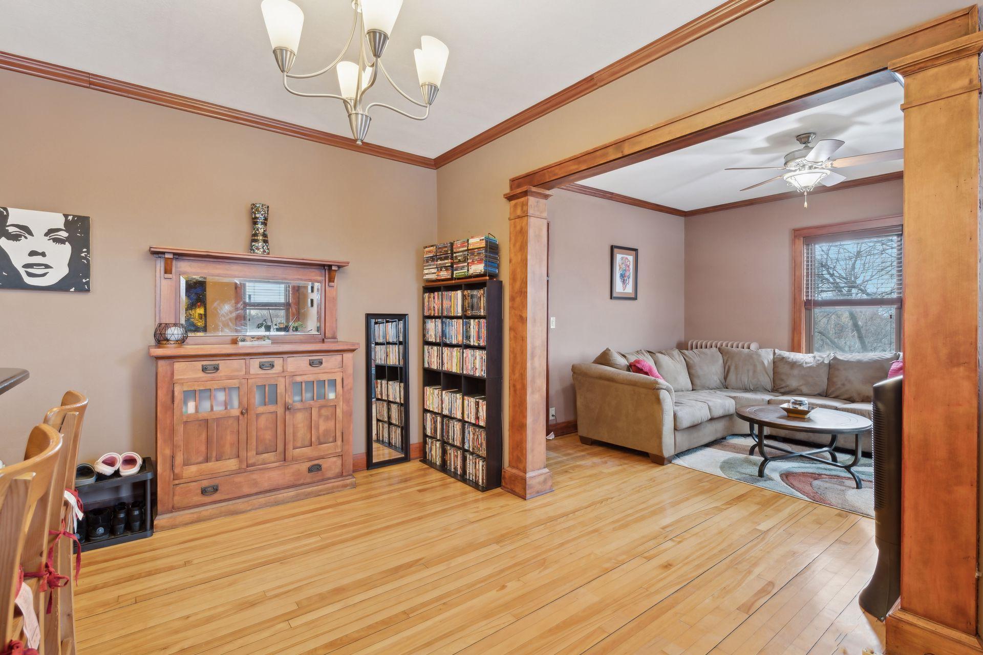 1812 Clinton Avenue Unit: 300