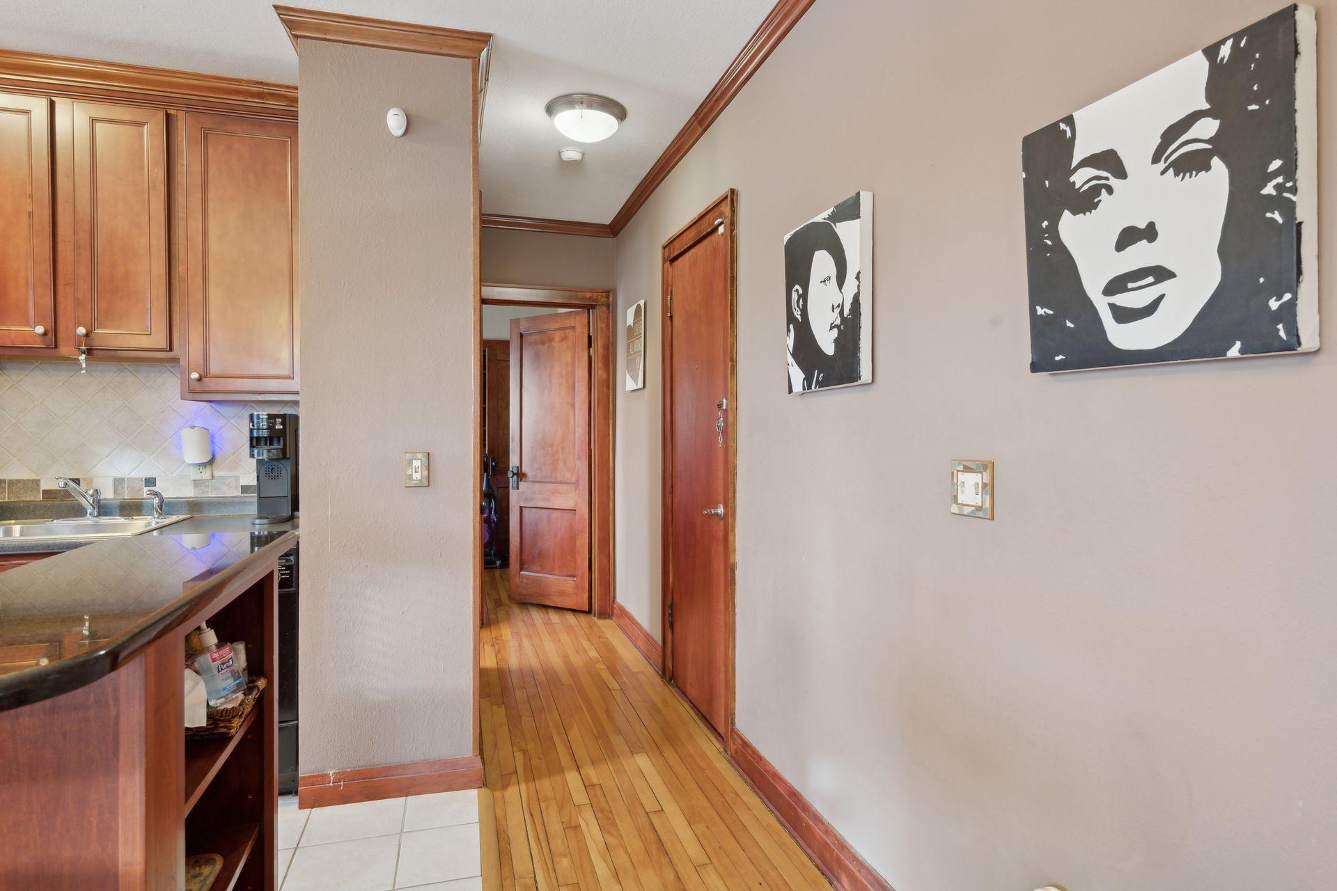 1812 Clinton Avenue Unit: 300