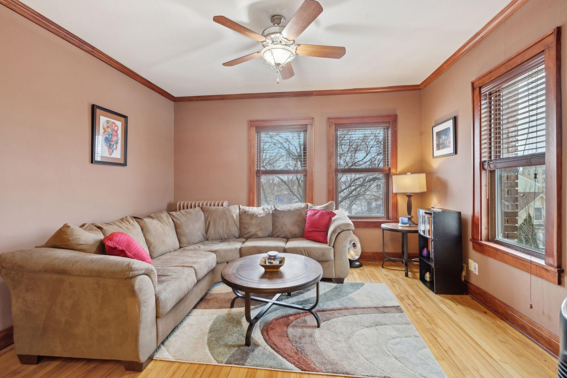 1812 Clinton Avenue Unit: 300