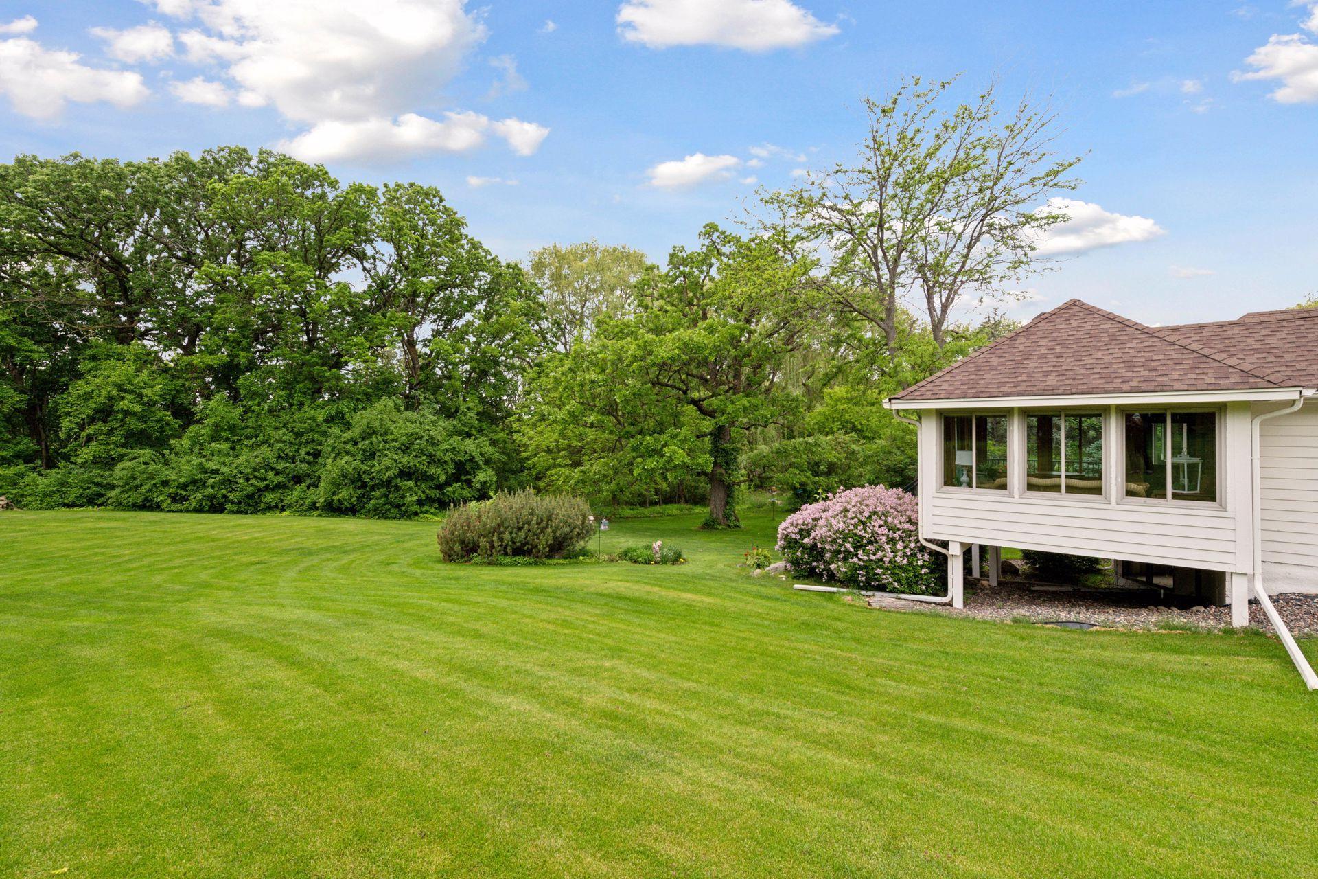 5325 Saddle Ridge Trail