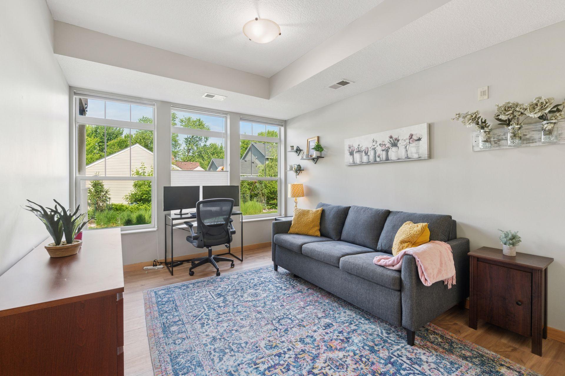 4132 Vernon Avenue S Unit: A103