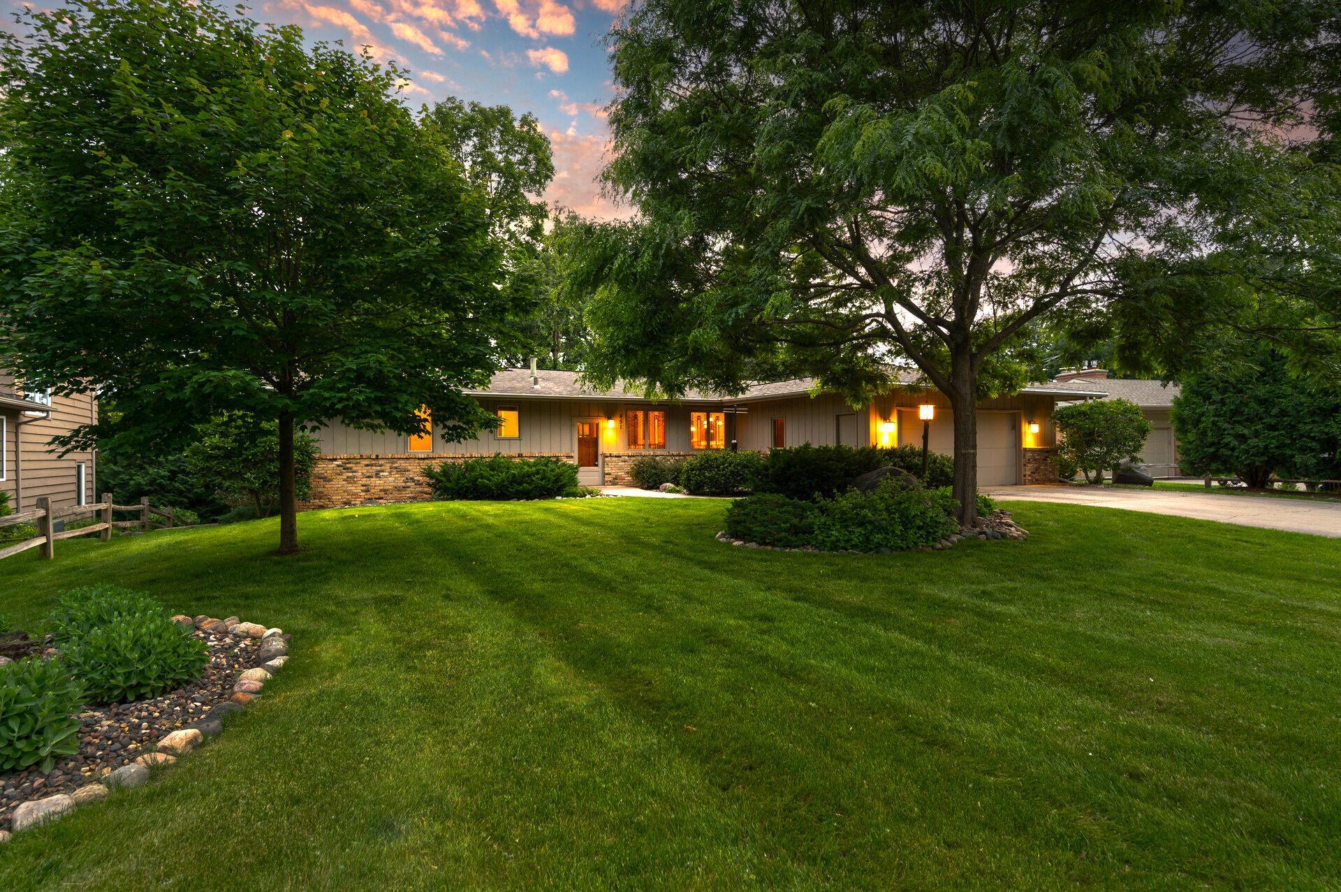 451 Reflection Road