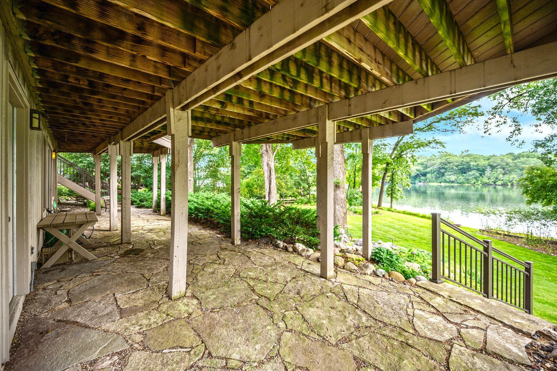 451 Reflection Road