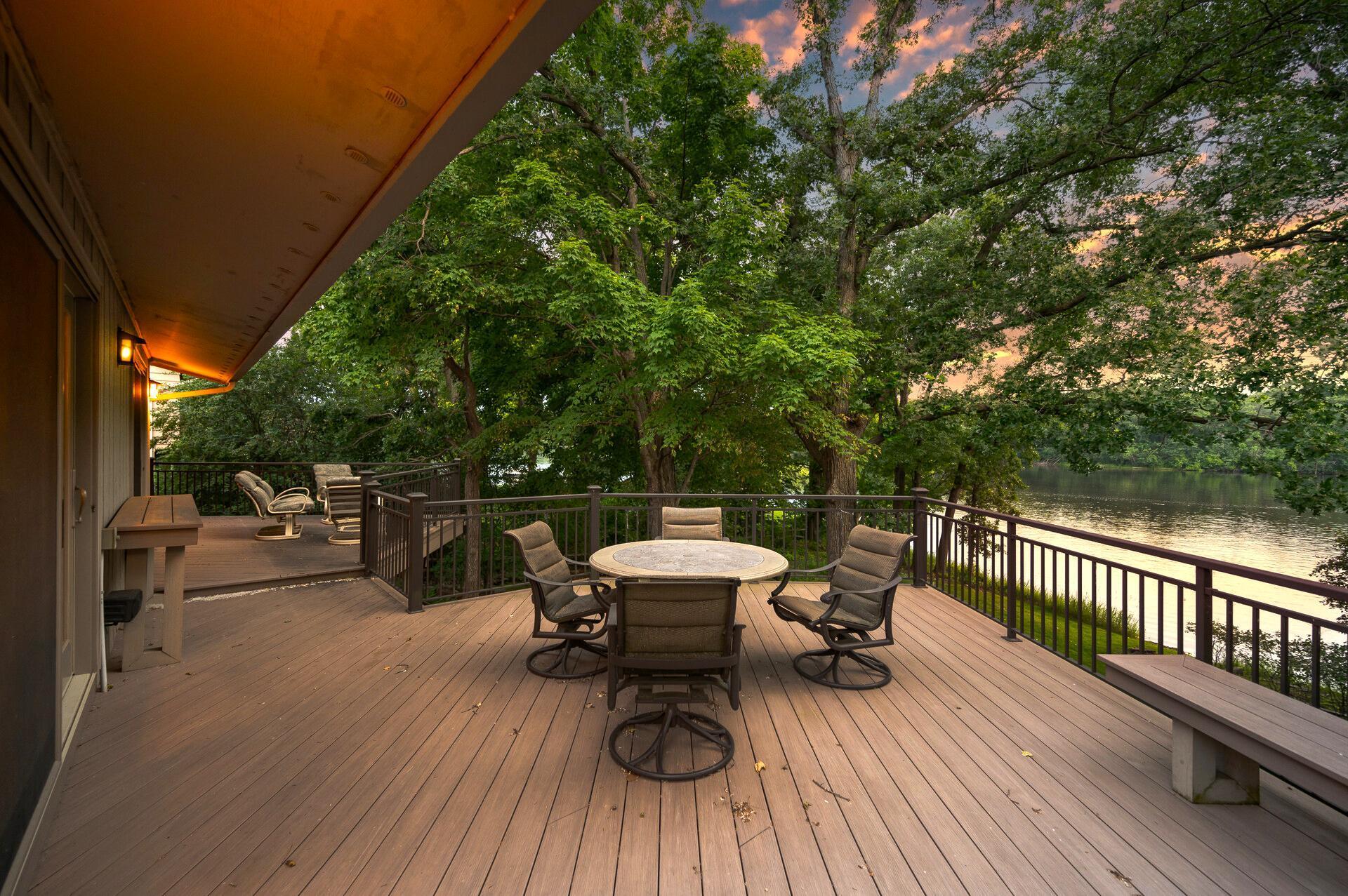 451 Reflection Road