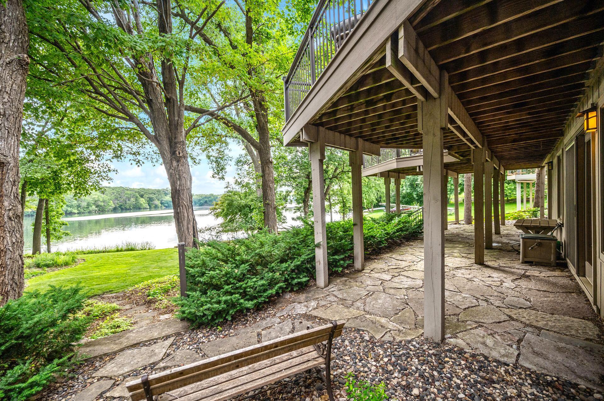 451 Reflection Road