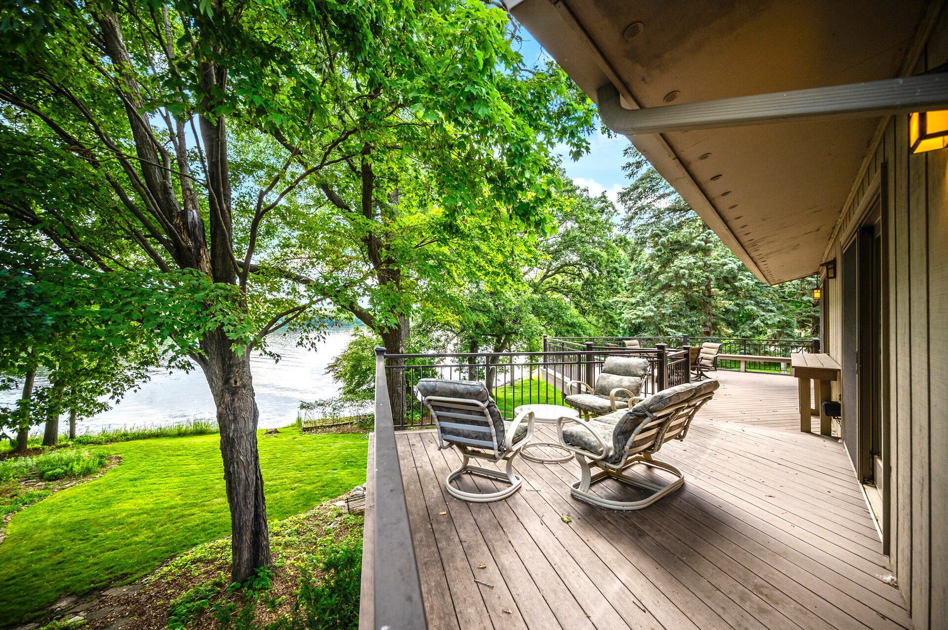 451 Reflection Road